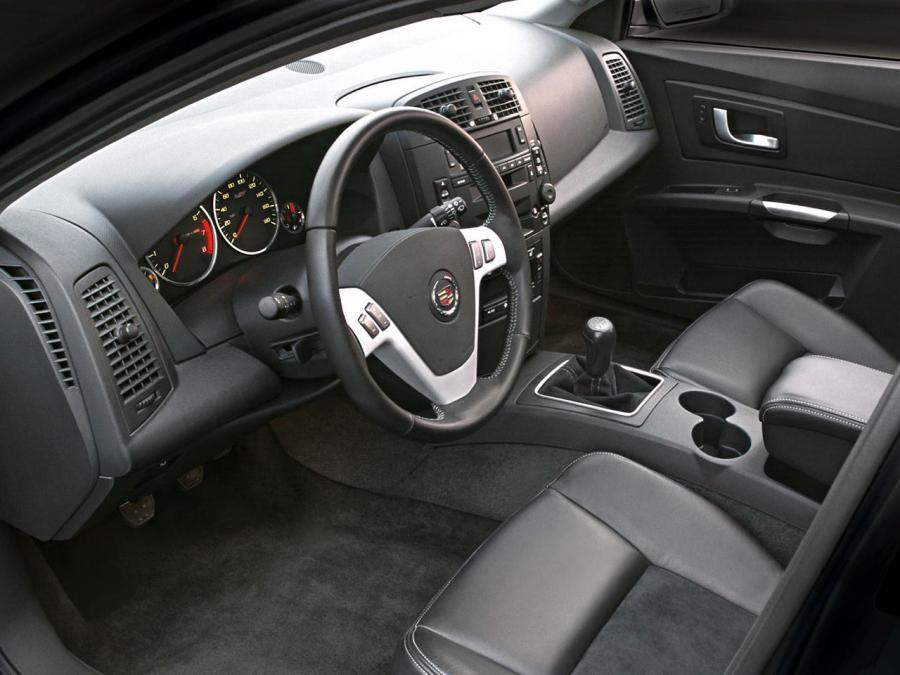  Cadillac CTS-V 2004 года  (фото 100 из 104)